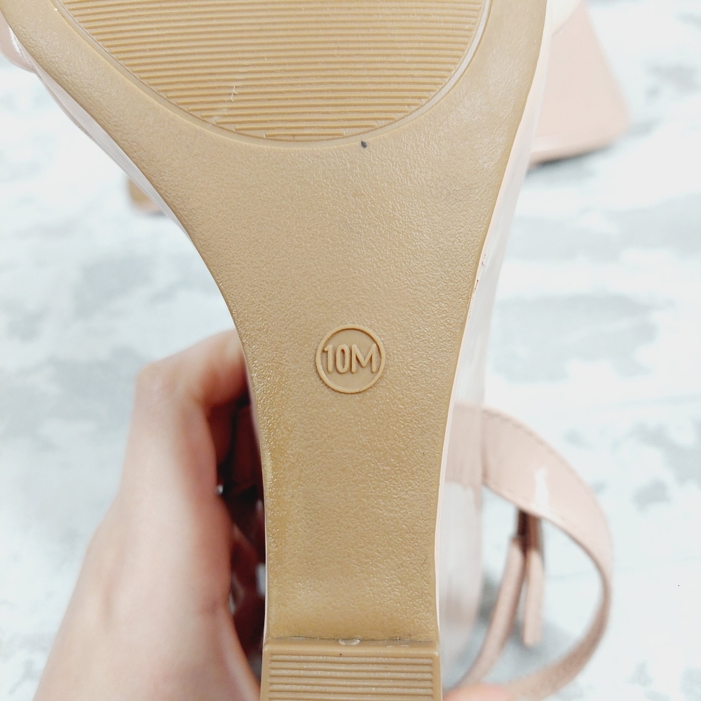 New Steve Madden Shapely In Tan Patent Cream Wedge Sandal  W17 - Picture 10 of 14